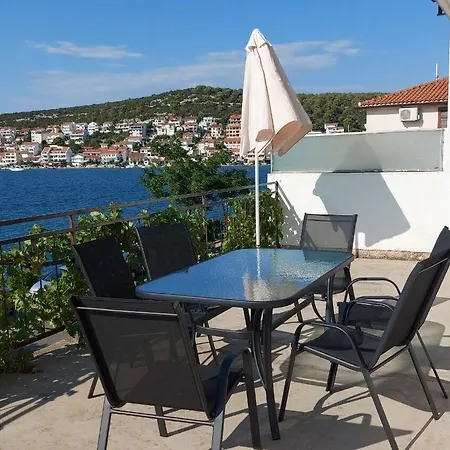 Apartmán Bila Tisno