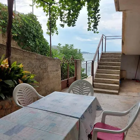 Apartment Bila - 15m From The Sea